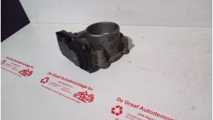 Gebruikte Gasklephuis Volvo V50 (MW) 2.4i 20V Prijs € 50,00 Margeregeling aangeboden door de Graaf autodemontage B.V.