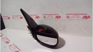Gebruikte Spiegel Buiten rechts Peugeot 206 (2A/C/H/J/S) 2.0 GTI 16V Prijs € 25,00 Margeregeling aangeboden door de Graaf autodemontage B.V.