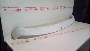 Gebruikte Achterspoiler Renault Twingo II (CN) 1.5 dCi 90 FAP Prijs € 75,00 Margeregeling aangeboden door de Graaf autodemontage B.V.