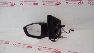 Gebruikte Buitenspiegel links Volkswagen Polo V (6R) 1.2 12V Prijs € 40,00 Margeregeling aangeboden door de Graaf autodemontage B.V.
