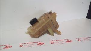 Gebruikte Expansievat Citroen C5 II Berline (RC) 1.8 16V Prijs € 25,00 Margeregeling aangeboden door de Graaf autodemontage B.V.