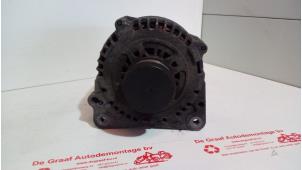 Gebruikte Dynamo Volkswagen Golf IV (1J1) 2.3 V5 GTI Prijs € 35,00 Margeregeling aangeboden door de Graaf autodemontage B.V.