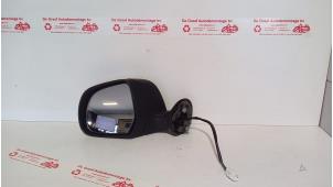 Begagnade Skärmspegel, vänster Dacia Duster (HS) 1.5 dCi Pris € 60,00 Marginaltabell erbjuds av de Graaf autodemontage B.V.