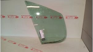 Begagnade Extra fönster, 2-dörrars, höger fram Opel Vivaro 2.0 CDTI Pris € 50,00 Marginaltabell erbjuds av de Graaf autodemontage B.V.