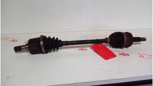 Gebruikte Aandrijfas links-voor Kia Picanto (BA) 1.1 12V Prijs € 60,00 Margeregeling aangeboden door de Graaf autodemontage B.V.