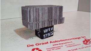 Gebruikte Gloeirelais Opel Astra G (F08/48) 1.7 DTI 16V Eco4 Prijs € 20,00 Margeregeling aangeboden door de Graaf autodemontage B.V.
