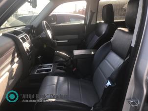 Begagnade Säte, vänster Dodge Nitro 2.8 CRD 16V 4x4 Pris på förfrågan erbjuds av "Altijd Raak" Penders