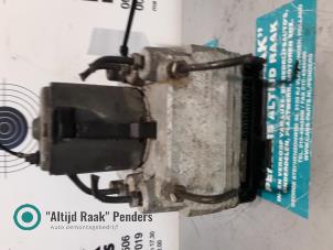 Używane Pompa ABS Volvo V40 (VW) 1.8 16V Cena na żądanie oferowane przez "Altijd Raak" Penders