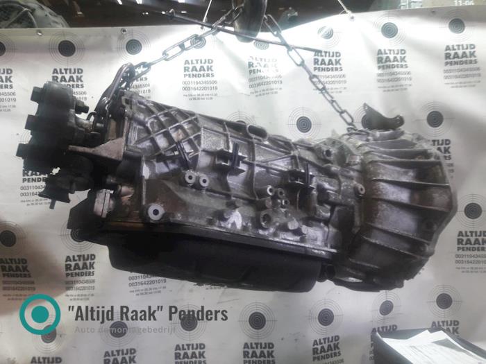 Växellåda från en BMW 5 serie Touring (E39) 540i 32V 1999