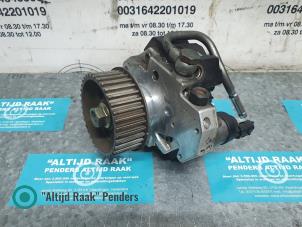Gebruikte Brandstofpomp Mechanisch Chrysler Voyager/Grand Voyager (RG/RS) 2.5 CRD 16V Prijs op aanvraag aangeboden door "Altijd Raak" Penders