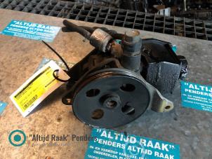 Begagnade Servostyrningspump Toyota Carina E (T19) 1.6 GLi 16V Pris på förfrågan erbjuds av "Altijd Raak" Penders