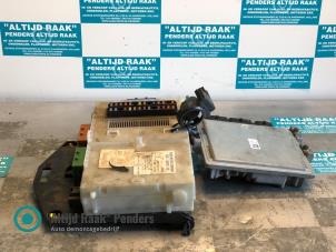 Begagnade Dator, motorstyrning Ford Transit Connect 1.8 TDCi 110 Pris på förfrågan erbjuds av "Altijd Raak" Penders