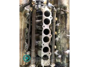 Gebruikte Spruitstuk Inlaat Hyundai Santa Fe II (CM) 2.7 V6 24V 4x2 Prijs op aanvraag aangeboden door "Altijd Raak" Penders