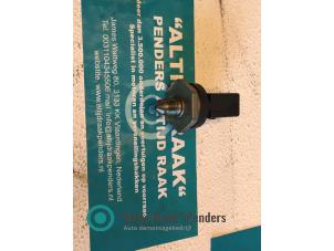 Używane Czujnik (pozostale) Mercedes E (W212) E-350 CGI V6 24V BlueEfficiency Cena na żądanie oferowane przez "Altijd Raak" Penders