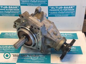 Używane Rozdzielcza skrzynia biegów 4x4 Renault Koleos I 2.0 dCi 16V 175 FAP 4x4 Cena na żądanie oferowane przez "Altijd Raak" Penders