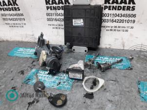 Używane Blokada ukladu kierowniczego Mitsubishi Grandis (NA) 2.4 16V MIVEC Cena na żądanie oferowane przez "Altijd Raak" Penders