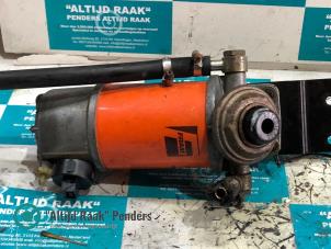 Begagnade Bränslefilterhus Peugeot J5 (290L) 2.5TD Pris på förfrågan erbjuds av "Altijd Raak" Penders