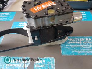 Begagnade Främre säkerhetsbälte, vänster Saab 9-3 II (YS3F) 2.8 V6 24V Turbo Pris på förfrågan erbjuds av "Altijd Raak" Penders