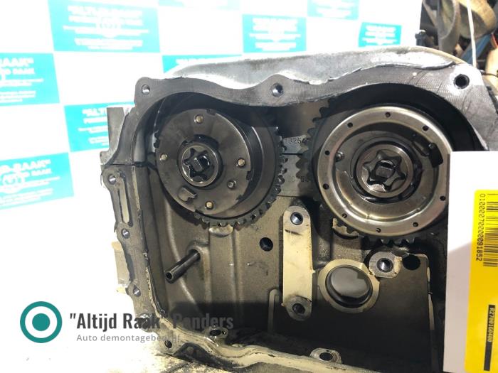 Topplock från en Mercedes-Benz CLA (117.3) 2.0 CLA-250 Turbo 16V 4-Matic 2015