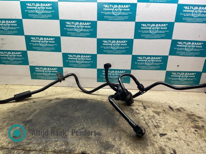 Bränsletryckssensor från en BMW 1 serie (F20) M135i 3.0 24V 2014