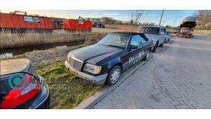 Begagnade Uppvärmningsbrytare, framruta Mercedes E (R124) 3.2 E-320 24V Pris på förfrågan erbjuds av "Altijd Raak" Penders