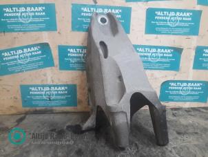 Used Motorfäste Volkswagen Transporter/Caravelle T6 2.0 TSI Price on request offered by "Altijd Raak" Penders