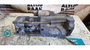 Gebruikte Startmotor Mitsubishi Pajero Hardtop (V6/7) 3.2 DI-D 16V Van Prijs op aanvraag aangeboden door "Altijd Raak" Penders