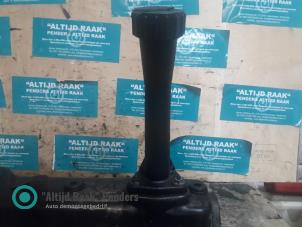 Gebruikte Vulpijp olie Volkswagen Multivan T5 (7E/7HC/7HF/7HM) 2.5 TDi 4Motion Prijs op aanvraag aangeboden door "Altijd Raak" Penders