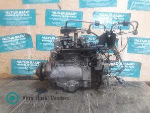 Używane Mechaniczna pompa paliwa Volkswagen Transporter/Caravelle T4 1.9 TD Cena na żądanie oferowane przez "Altijd Raak" Penders