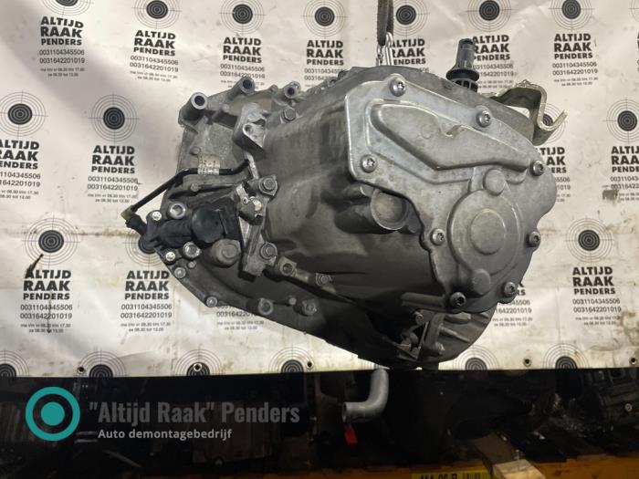 Växellåda från en Peugeot Boxer (U9) 2.2 HDi 130 Euro 5 2014