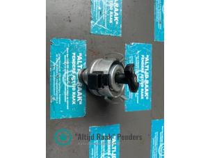 Renoverade Fördelare Toyota Avensis (T22) 1.6 16V Pris på förfrågan erbjuds av "Altijd Raak" Penders