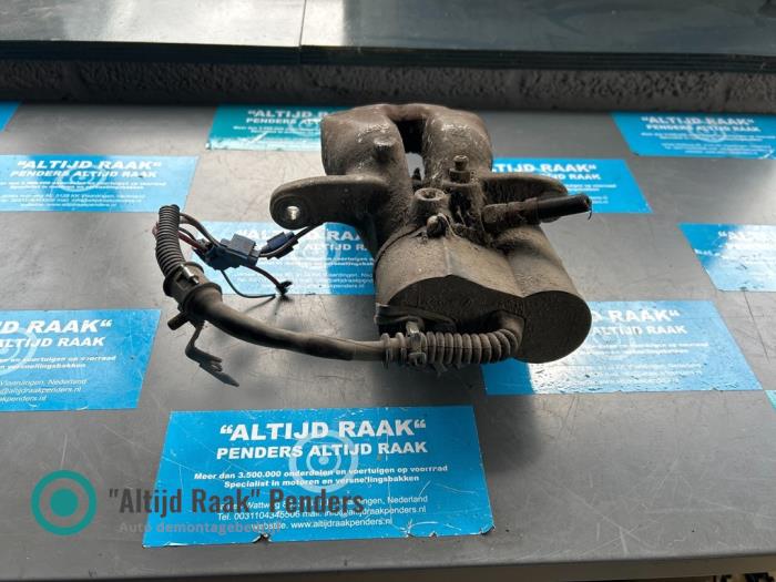 Bakre bromsok, höger från en Lancia Thesis (841)  2007