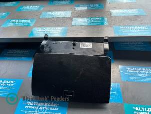 Gebruikte Kantelmechaniek display Mercedes C Estate (S204) 2.2 C-180 CDI 16V BlueEFFICIENCY Prijs op aanvraag aangeboden door "Altijd Raak" Penders