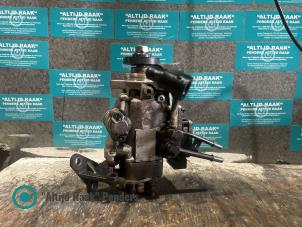 Begagnade Dieselpump Ford Transit 2.0 TDdi 16V 260S Pris på förfrågan erbjuds av "Altijd Raak" Penders