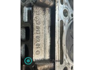 Begagnade Topplock Mercedes Sprinter 4t (904) 416 CDI 20V Pris på förfrågan erbjuds av "Altijd Raak" Penders