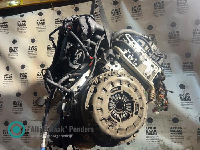 Motor van een BMW 5 serie (F10) 530i 24V 2012