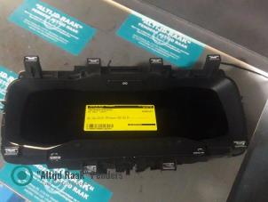 Gebruikte Instrumentenpaneel Volkswagen Golf VII (AUA) Prijs op aanvraag aangeboden door "Altijd Raak" Penders