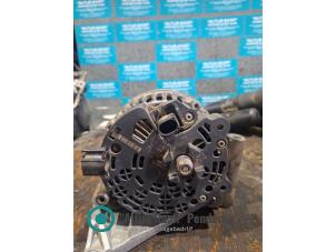 Gebruikte Dynamo Volkswagen Transporter/Caravelle T5 2.5 TDi Prijs op aanvraag aangeboden door "Altijd Raak" Penders