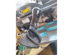 Gebruikte Versnellingspook Mercedes Viano (639) 3.5 V6 24V Prijs op aanvraag aangeboden door "Altijd Raak" Penders