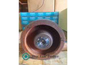 Używane Kolo zamachowe Nissan NP 300 Navara (D23) 2.3 dCi 16V Cena na żądanie oferowane przez "Altijd Raak" Penders