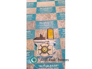 Używane Silnik szyby drzwiowej Mitsubishi Colt CZC 1.5 16V Cena na żądanie oferowane przez "Altijd Raak" Penders