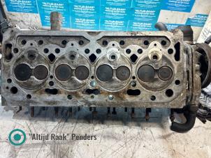 Begagnade Topplock Peugeot J5 (280L) 2.5D Pris på förfrågan erbjuds av "Altijd Raak" Penders