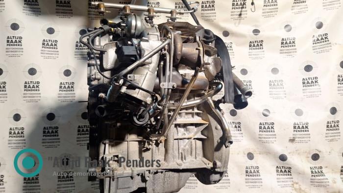 Topplock från en Mercedes-Benz A (W176) 2.0 A-250 Turbo 16V 2013