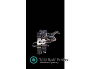 Begagnade Dator, höjdkontroll Mercedes S (W126) 560 SE,SEL Pris på förfrågan erbjuds av "Altijd Raak" Penders