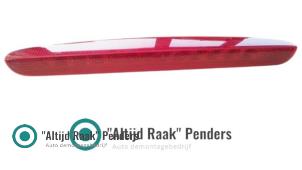 Begagnade Tredje bromsljus Renault Megane II Grandtour (KM) Pris på förfrågan erbjuds av "Altijd Raak" Penders