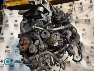 Begagnade Motor Volvo V60 I (FW/GW) 2.4 D6 20V Plug-in Hybrid AWD Pris på förfrågan erbjuds av "Altijd Raak" Penders