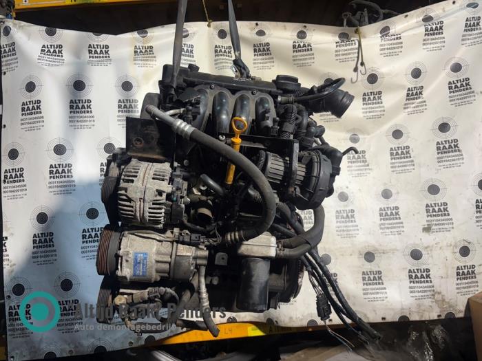 Motor från en Volkswagen New Beetle (1Y7) 1.6 2005