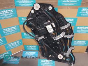 Używane Mechanizm szyby lewej tylnej wersja 2-drzwiowa Volkswagen New Beetle (1Y7) Cena na żądanie oferowane przez "Altijd Raak" Penders