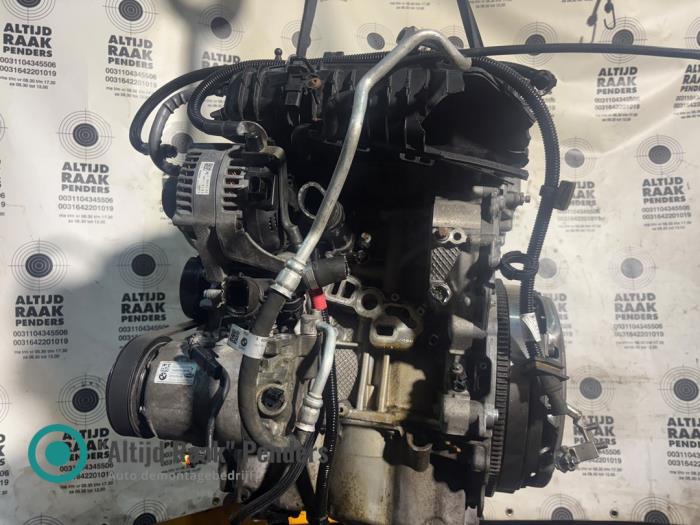 Högtryckspump från en MINI Mini (F56) 1.5 12V Cooper 2015