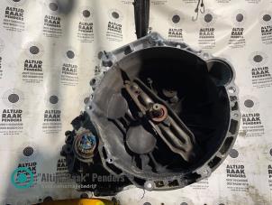 Begagnade Växellåda Mini Clubman (R55) 1.6 Cooper D Pris på förfrågan erbjuds av "Altijd Raak" Penders